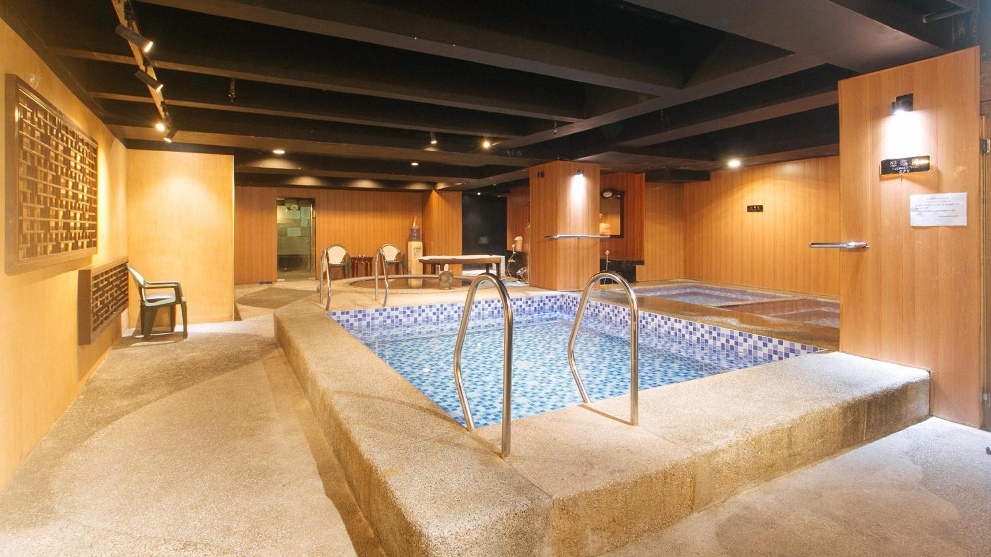 Reddoorz Premium At Jjimjbang Hotel Spa Manila Exterior foto
